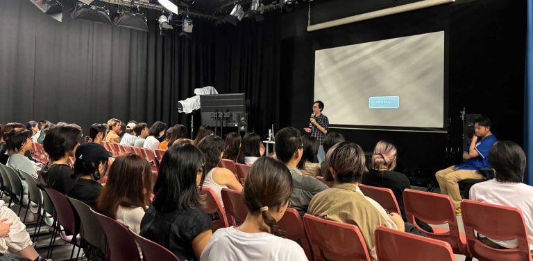 麦振鸿老师在理工大学讲授《AI应用的道德培育与教育》